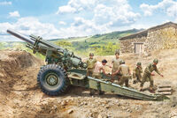 M1 155mm Howitzer with Crew - Image 1